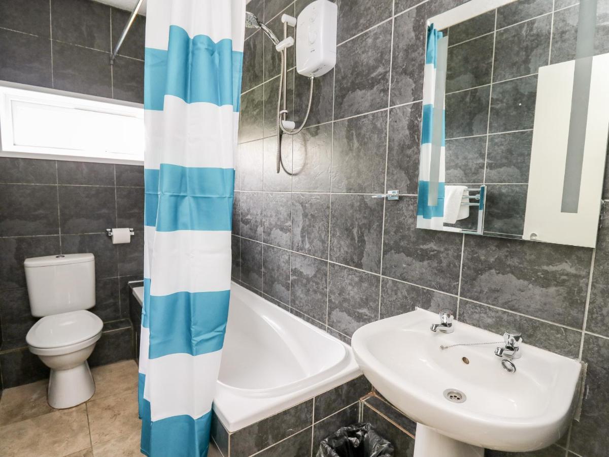 Appartement Cwtsh Cragen à New Quay  Extérieur photo